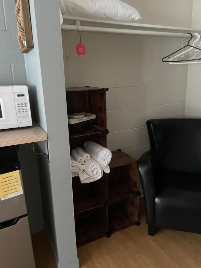 Motel Valois Yl Inc Acton Vale Eksteriør billede